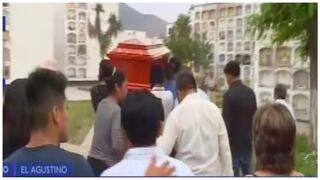Reportero rompe en llanto durante último adiós a mujer y su hijo asesinados en El Agustino (VIDEO)