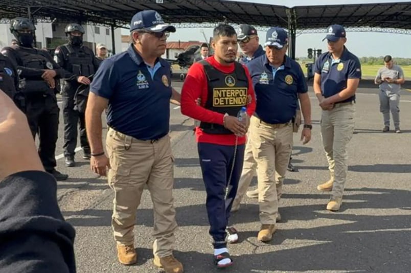 'The Monster': 🔴LIVE Erick Moreno arrived in Arequipa (VIDEOS and PHOTOS) 'The Monster': 🔴LIVE Erick Moreno arrived in Arequipa (VIDEOS and PHOTOS)