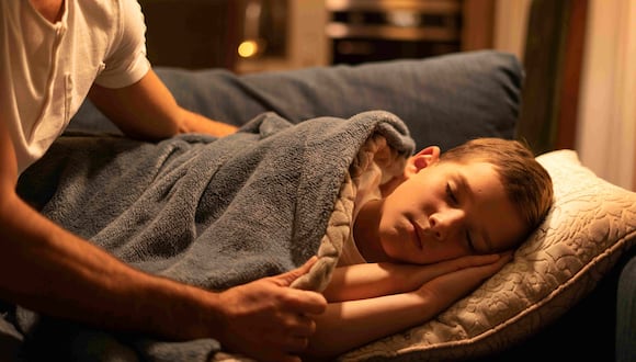 Un buen descanso en bebés y en niños les proporciona muchos beneficios, tanto físicos como cognitivos. Promover hábitos de sueño saludables contribuirá positivamente al desarrollo integral de tu hijo.