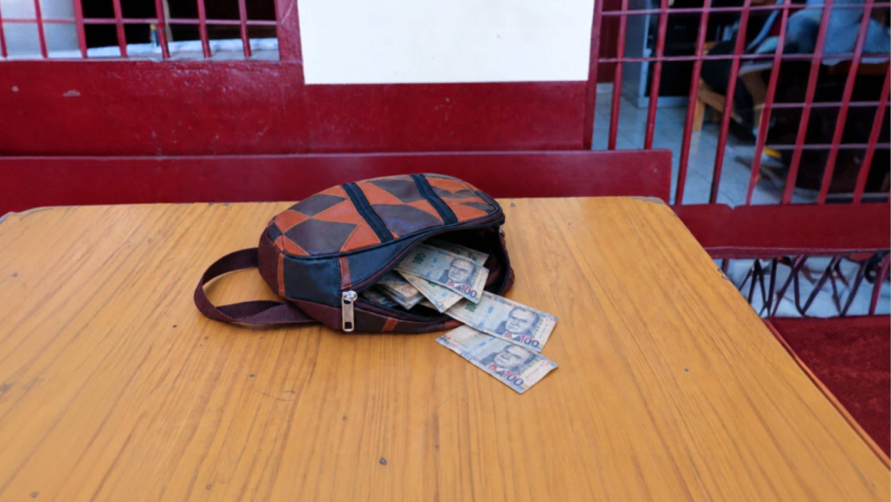 Dinero estaba en posesión de un interno del penal de varones de Arequipa. Foto: INPE.