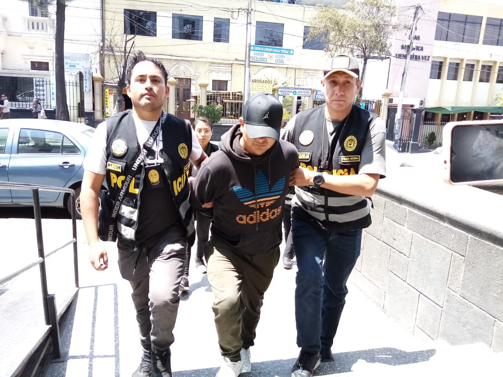 Detenido por el  presunto delito de explotación sexual de niñas, niños y adolescentes. (Foto: GEC)