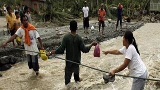 Elevan a 647 los muertos por el tifón "Bopha" 