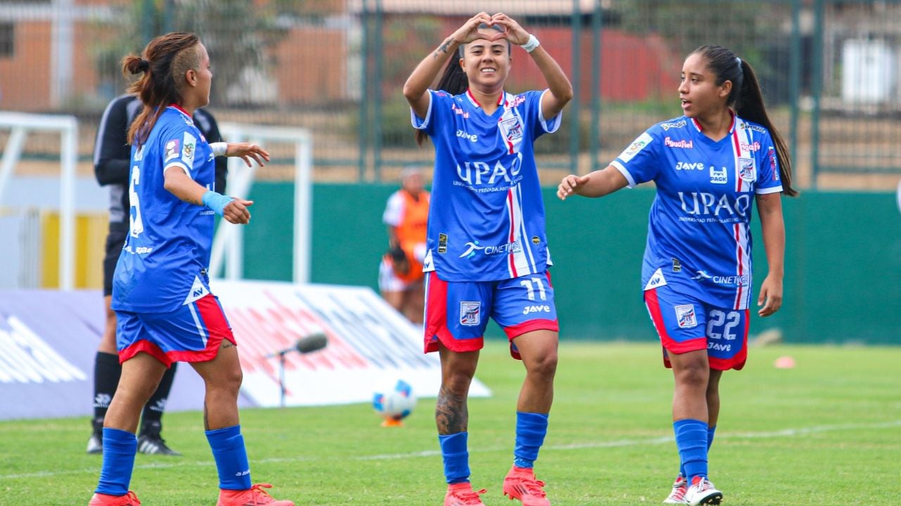 Las tricolores golearon 3-0 a UNSAAC, en Trujillo, por la última fecha del Torneo Clausura. (Fotos: CAM)