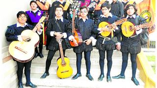 Tunas de todo el Perú se unen para cantarle a Tacna en su aniversario