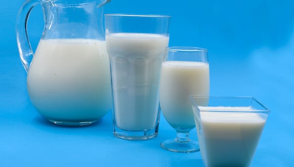 “La leche de vaca es un alimento altamente nutritivo, motivo por el cual la mayoría de nutricionistas lo recomendamos", explica la experta en nutrición. (Foto: Pexel)