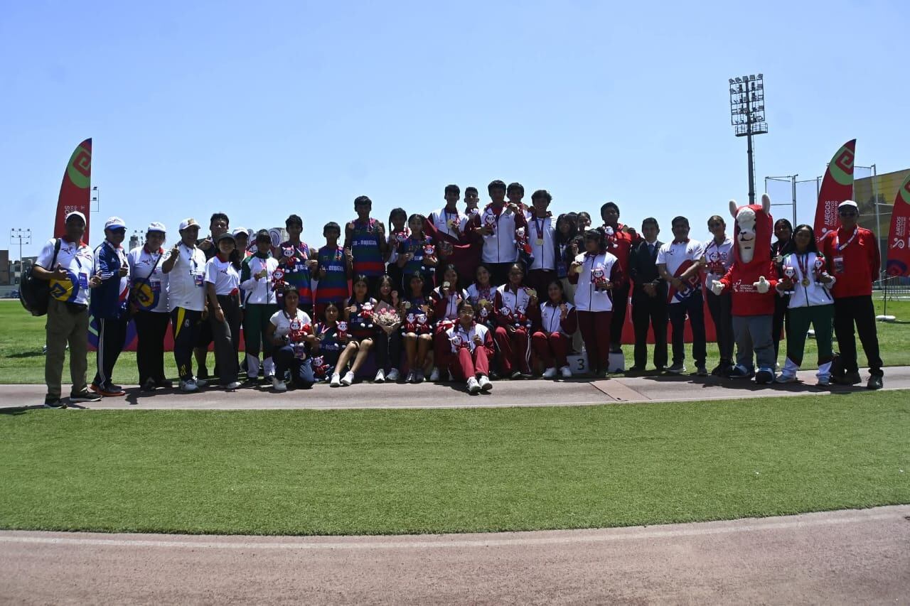 Delegación de Arequipa en Juegos Deportivos Nacionales 2025. Foto: Difusión.