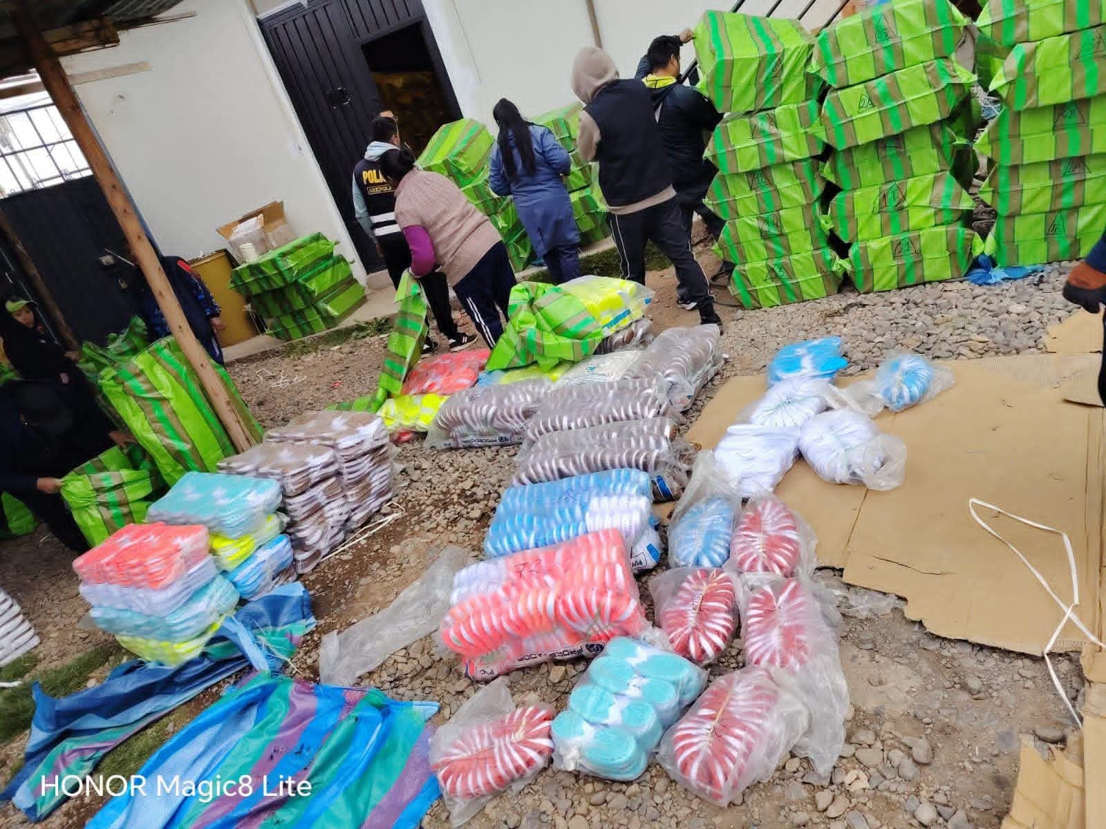Puno: Incautan mercadería de procedencia ilícita valorizada en S/ 6.3 millones