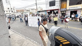 Transportistas no salen a trabajar y perjudican a miles en Arequipa: Insisten en elevar el pasaje a S/1.50