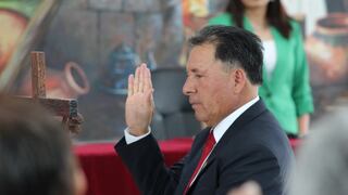 Nuevo regidor de Arequipa jura al cargo, pero desconoce la comisión que asumirá