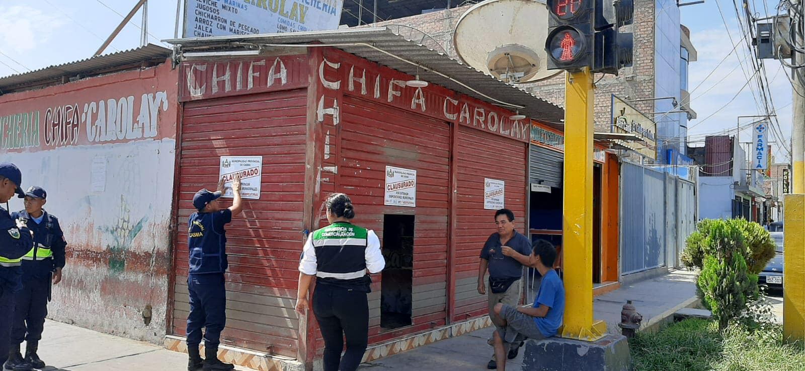 Locales ponían en riesgo la salud de sus clientes al preparar alimentos con utensilios en mal estado y en ambiente insalubres.