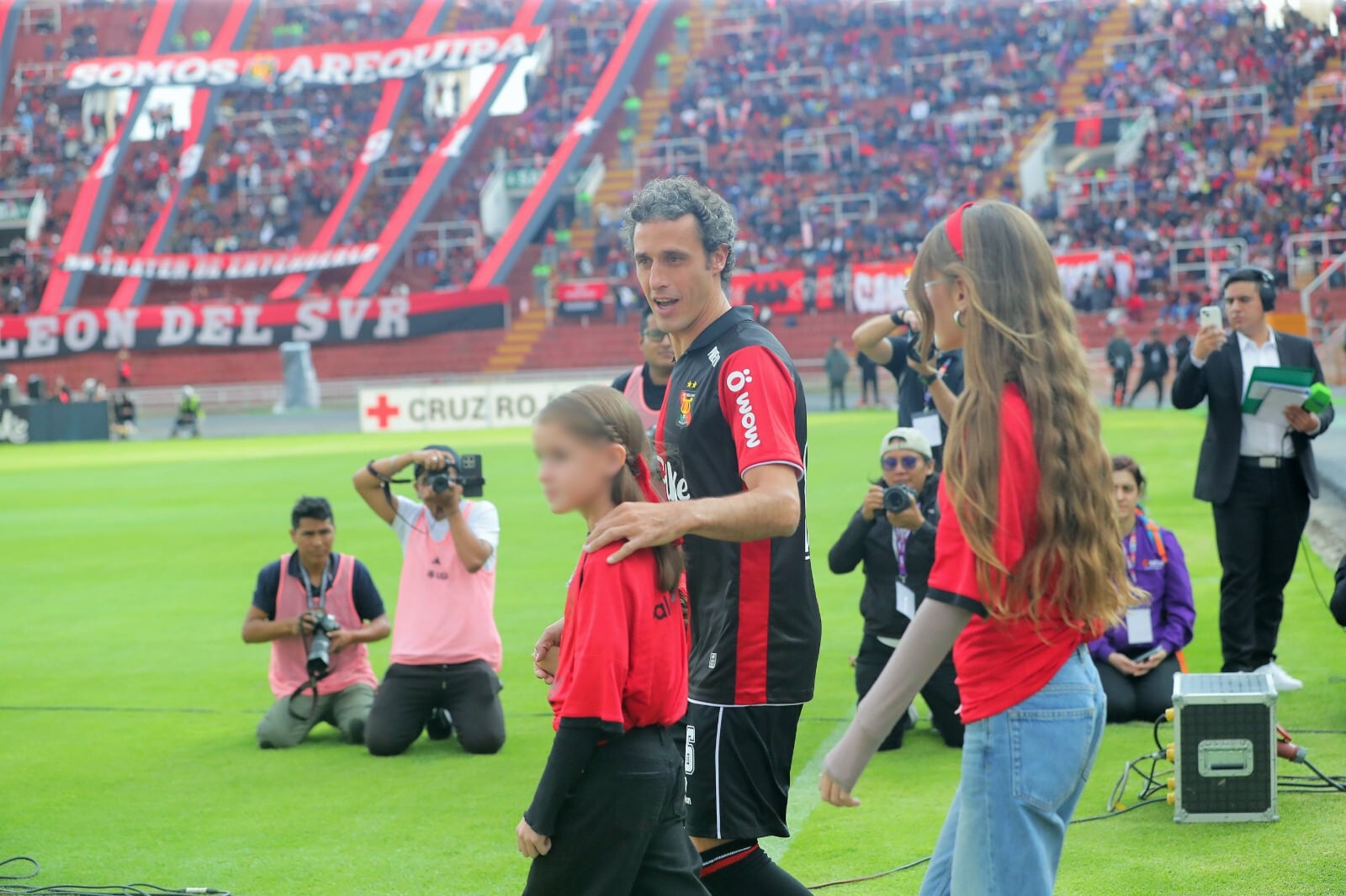 Horacio Orzán en la Tarde Rojinegra 2026 del FBC Melgar, en el estadio de la UNSA. (Foto: Omar Cruz/@photo.gec)