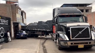 Tráiler provoca accidente múltiple y deja tres heridos en Arequipa