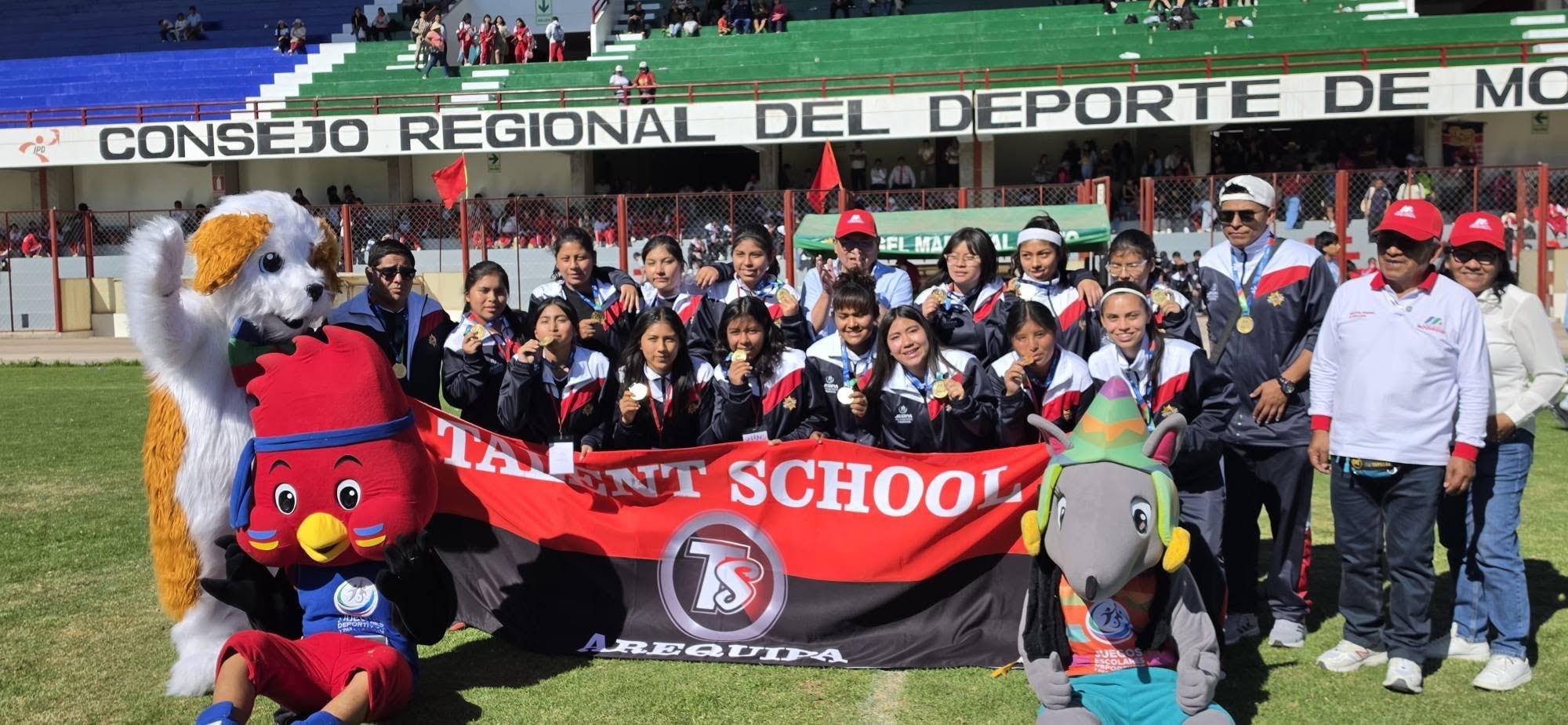 Talent School, campeonas en fútbol damas Categoría C, en la etapa macrorregional de los Juegos Escolares Deportivos y Paradeportivos. Foto: Talent School.