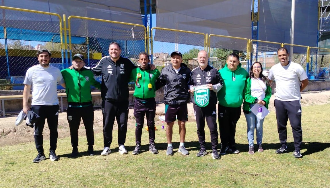 Mano Menezes, DT de la selección peruana llegó a Arequipa (Foto: Compañía Deportiva FC)