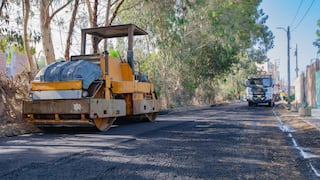Ica: impulsan avance en el asfaltado de vías alternas hacia Huacachina