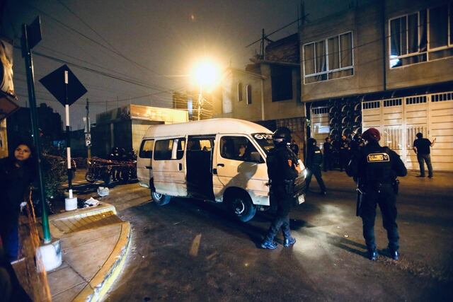 Chofer de combi queda grave tras ataque armado en Ate (Fotos: César Grados/GEC)