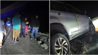 Chincha: camioneta queda al borde de abismo de 100 metros tras despiste en Alto Larán
