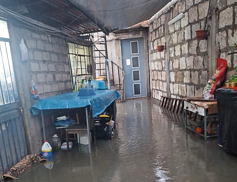 Viviendas se inundaron en el distrito de Cayma. (Foto: Difusión)