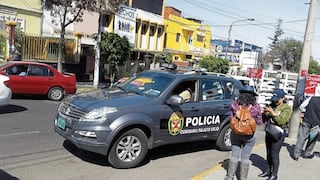 Policía en Arequipa investiga a un ebrio por enseñar sus partes íntimas a una suboficial de Tránsito 