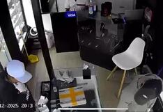 Roban relojes y joyas de tienda en el cercado de Piura