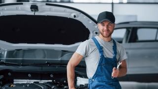 Viajes de fin de año: ¿Cómo preparar el vehículo antes de salir de viaje?