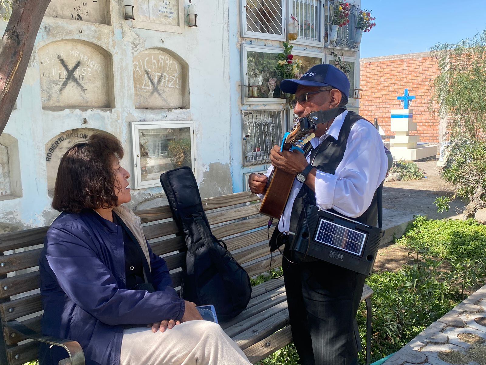 Día de la Madre en el cementerio La Apacheta. (Foto: GEC)