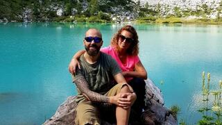 Italia: Corredor muere tras cruzar la meta en la carrera CorrinConca en brazos de su esposa