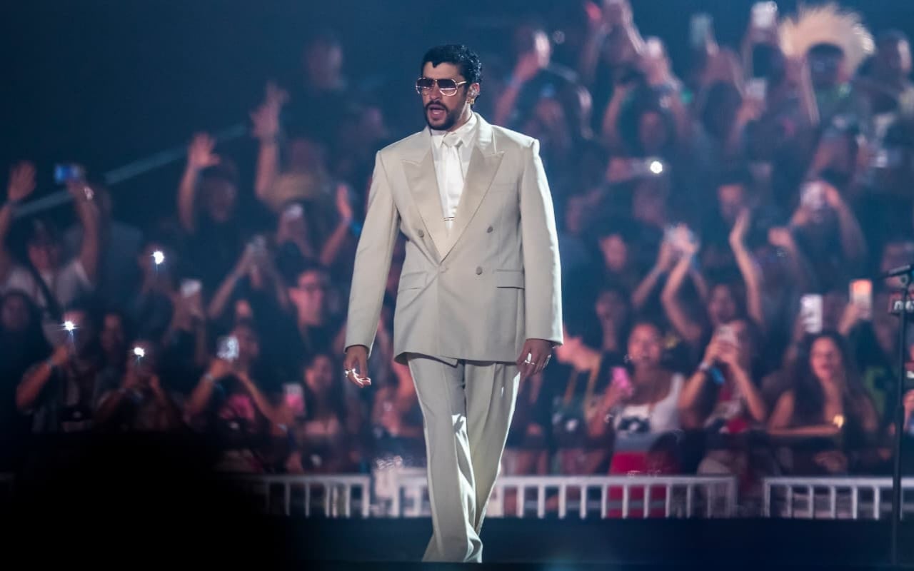 El artista se presentó el viernes 16 de enero en el Estadio Nacional y repetirá el show este viernes 17, como parte de su gira "Debí tirar más fotos" | Foto: Giancarlo Ávila (GEC)