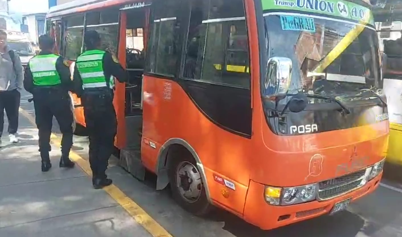 Conductor de la empresa Unión Aqp quedó detenido mientras se realizan las investigaciones (Foto: Captura de video Arequipa Informada)