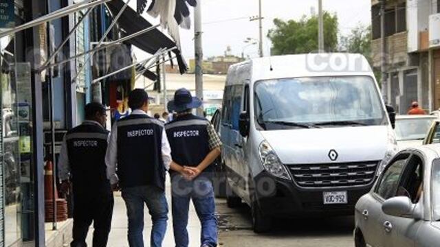 Transporte: Inspectores fueron agredidos por choferes de miniván informales