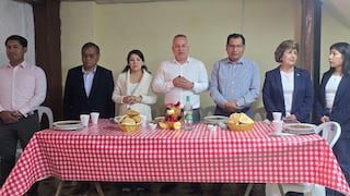Candidatos al Gobierno Regional y a la Municipalidad de Arequipa participan en desayunos electorales