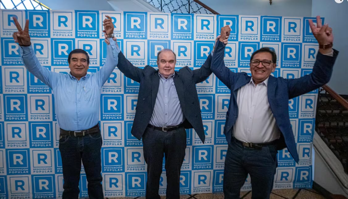 Rafael López Aliaga fue uno de los ausentes en la firma del pacto. (Foto: GEC)