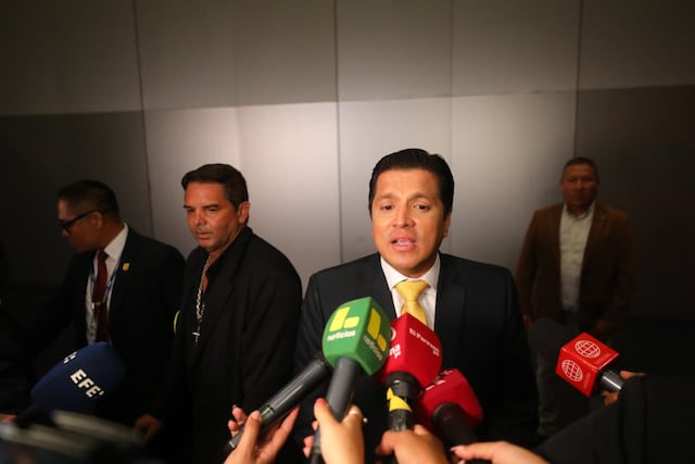 El lado B del quinto día de debate presidencial 2026 (Fotos: GEC)