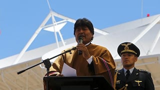 Evo Morales califica a Mario Vargas Llosa como un "Dinosaurio neoliberal"