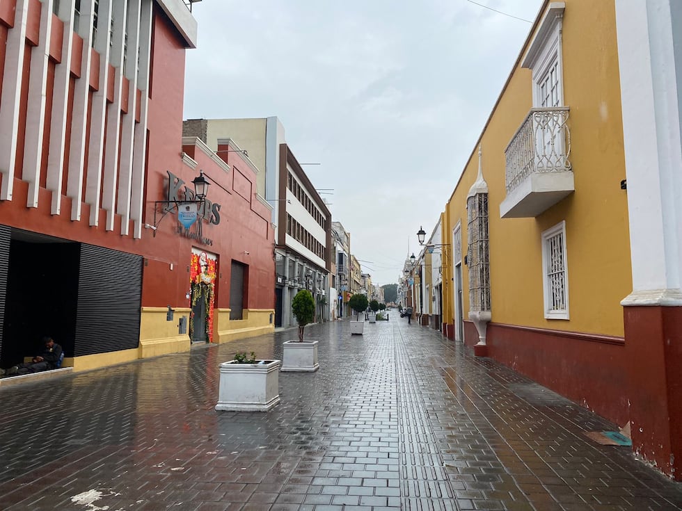 Lluvia sorprendió en el primer día del 2025.