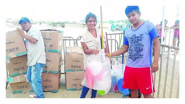 Los damnificados del albergue San Pablo reciben kits de hogar y de cocina