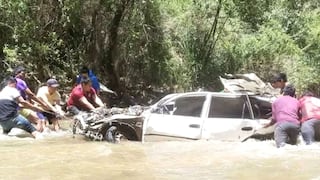 Camioneta se despista, da vueltas de campana hasta llegar al río y chofer muere ahogado en Huánuco