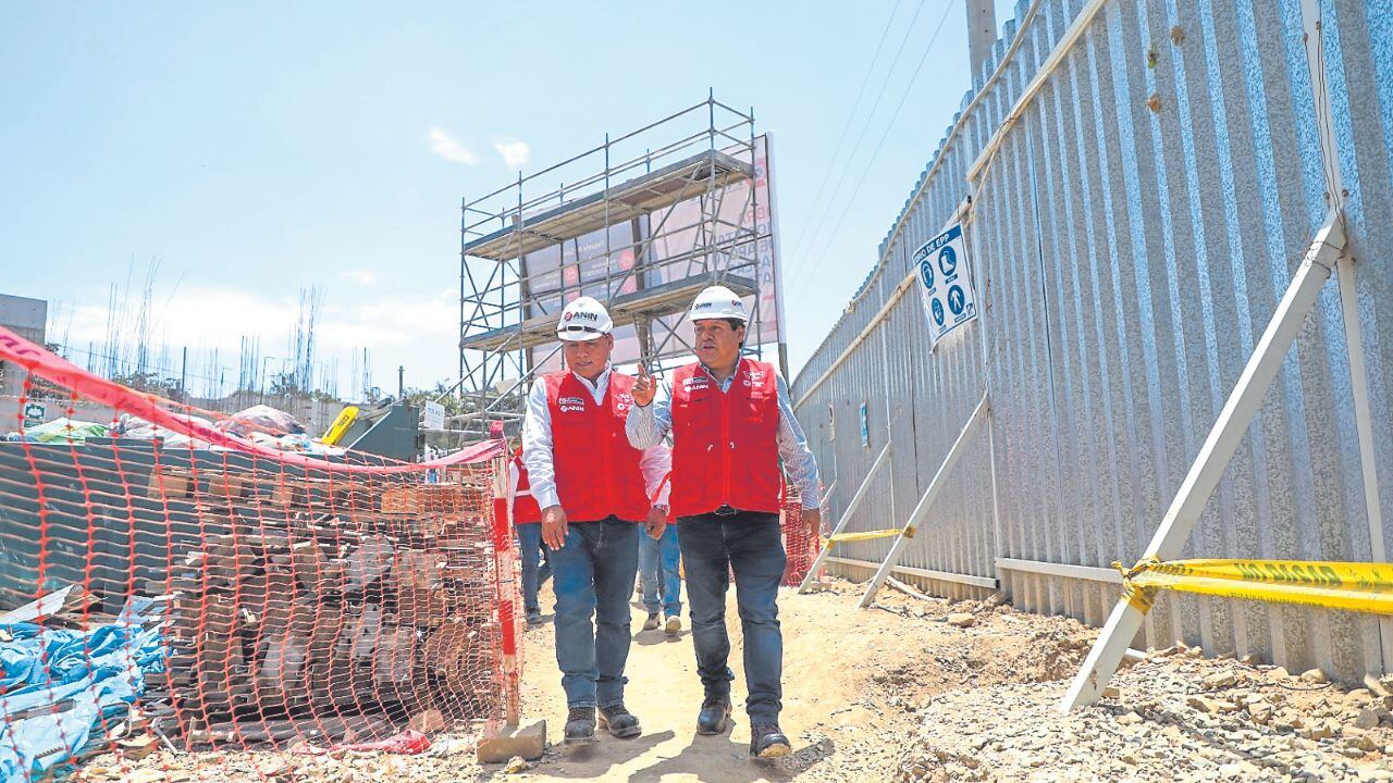 Mientras nosocomio tiene un avance de 44%, trabajos de solución definitiva en Huanchaco llegan a un 94%. Ambos deben ser entregados este año.