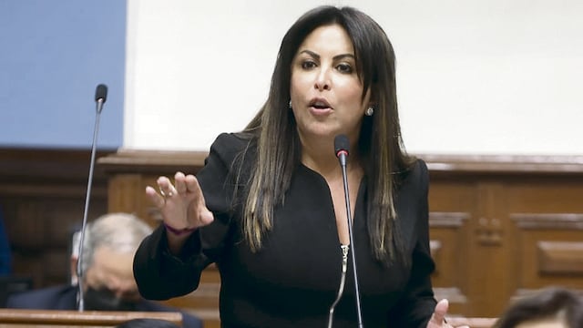 Patricia Chirinos presenta denuncia constitucional contra el fiscal de la Nación 