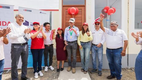 La Libertad: Ministro de Vivienda entrega 138 inmuebles en el distrito de Laredo