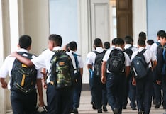 Clases se reanudan en más de 10 mil colegios este martes luego de la jornada electoral