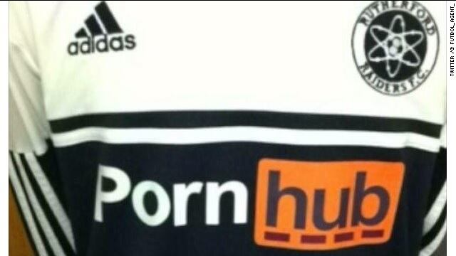 Porn Hub auspició a equipo de fútbol y esto fue lo que pasó