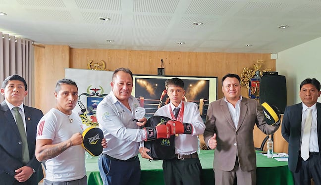 Boxeador arequipeño, Anthony Huamán Aldazabal, con gran futuro
