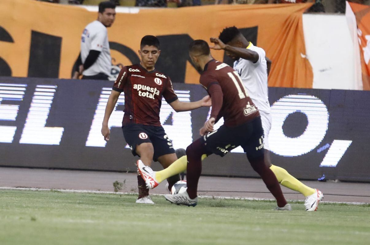 Los cremas ganaron en Trujillo. | Foto: Julio Reaño/@photo.gec