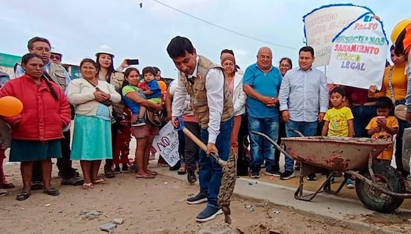 Alcalde de Huanchaco, Efraín Bueno, dio inicio a obra que beneficiará a más de 1,000 pobladores.