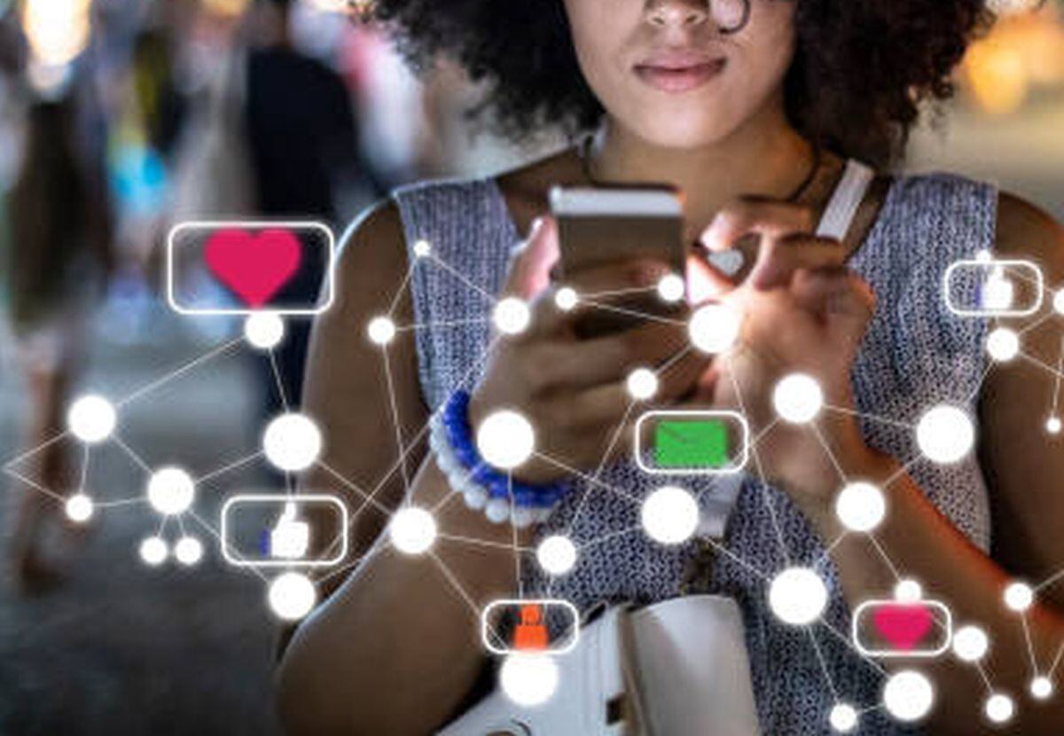 Es una herramienta valiosa para construir relaciones estratégicas que ayudan a reducir riesgos y a fomentar la formación de equipos de trabajo sólidos y eficientes.