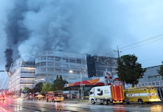 Corea del Sur: Incendio en centro logístico en Incheon entra a tercer día con riesgo de derrumbe