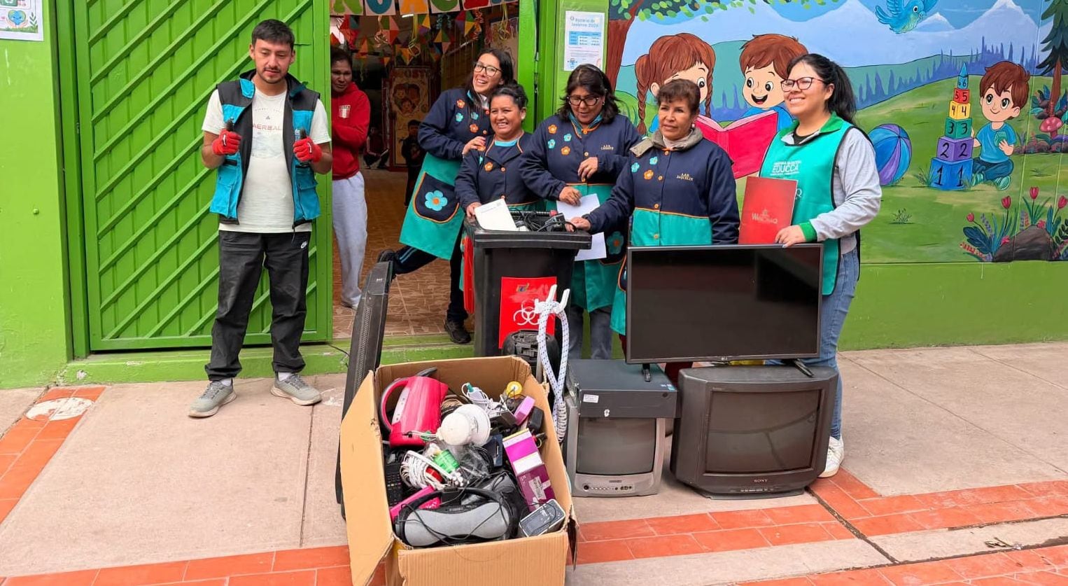 Cusco: Reciclan media tonelada de electrónicos en dos días de campaña en Wanchaq