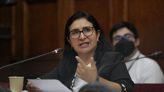 Congresista Katy Ugarte anuncia que pasajeros nacionales no pagarán TUUA en vuelos internos