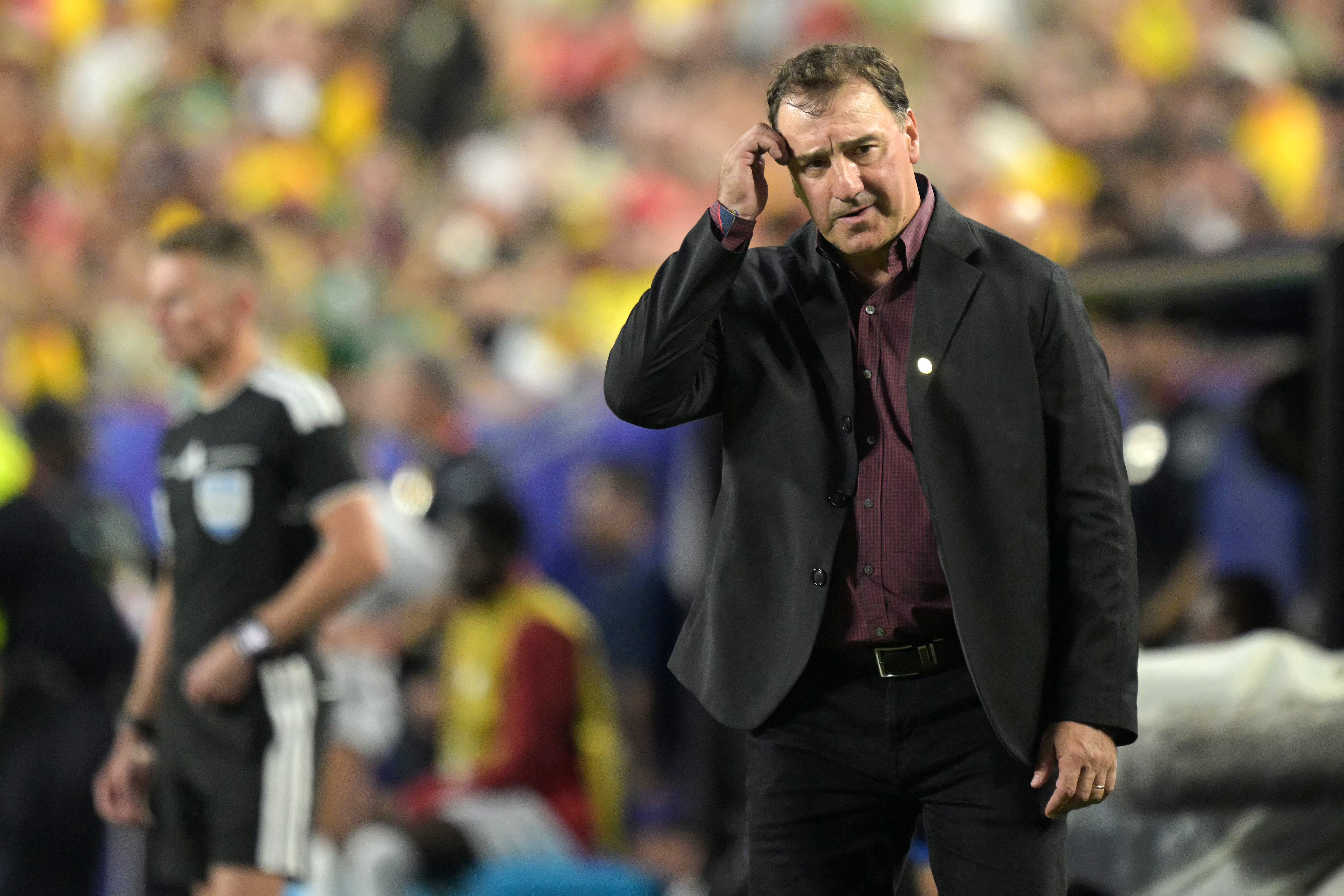Colombia's Argentine head coach Nestor Lorenzo gestures during the 2026 World Cup round of 32 football match between Colombia and Ghana at the Kansas City Stadium in Kansas City on July 3, 2026. (Photo by JUAN MABROMATA / AFP)